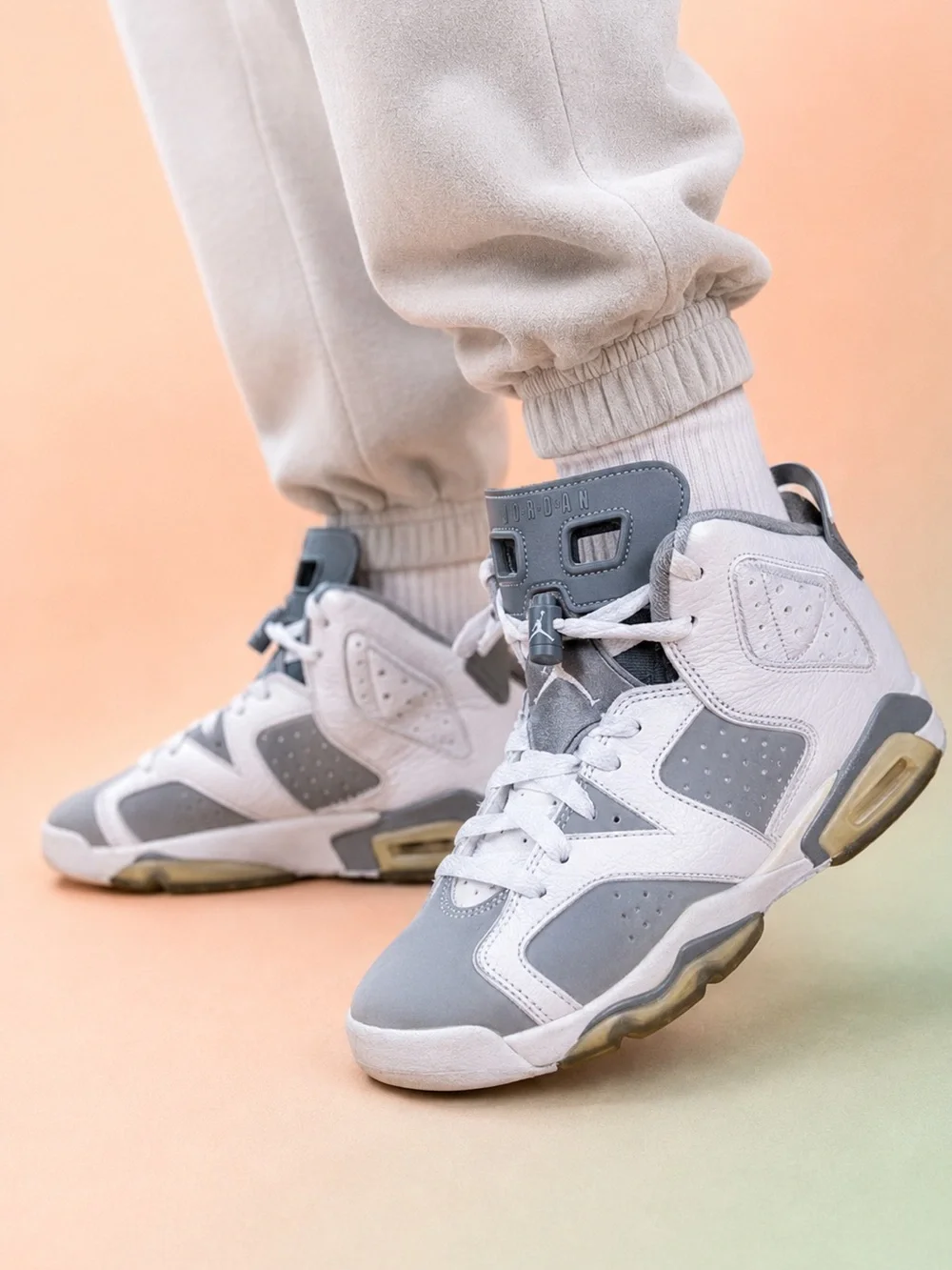 Air Jordan 6 Retro Cool Grey White 2022 384665-100 Youth 6.5Y Shoes